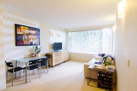 Cozy One Bedroom Apartment In Waverton - Accommodation Port Hedland 0