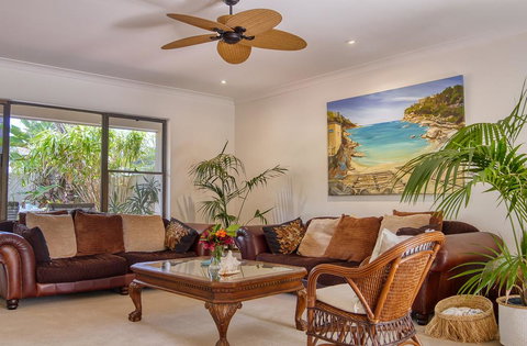 Cronulla Beach House B&B - Accommodation Port Hedland 2