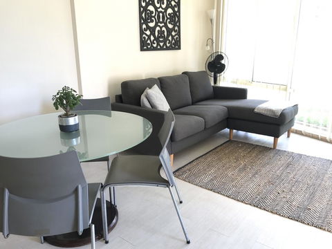 CRONULLA BREEZE - Accommodation Port Hedland 2