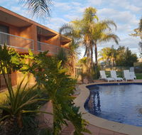Crystal Fountain Motel Albury - Accommodation Port Hedland