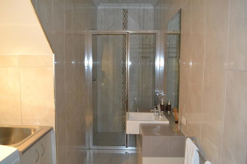 Cypress Drive Town House - Accommodation Port Hedland 2