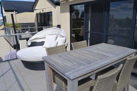 Cypress Drive Town House - Accommodation Port Hedland 3