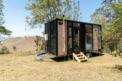 Dam It Getaway Tiny House - Accommodation Port Hedland 0