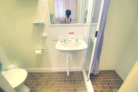Dauphine 3/23 Townsend Street - Accommodation Port Hedland 1
