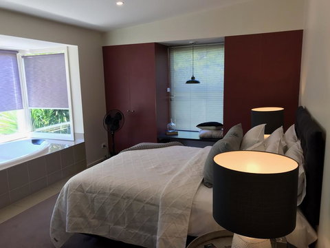 Daylesford Spa Villa One - Accommodation Port Hedland 1