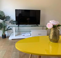 Delicate and Cozy Bedroom in Bentleigh East - Accommodation Port Hedland