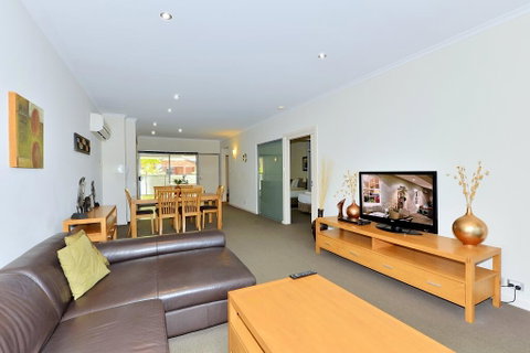 DelMar 3 - Accommodation Port Hedland 3