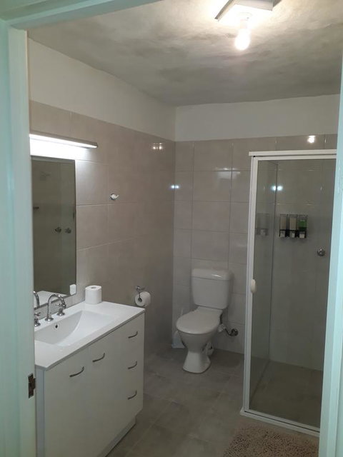 Desert Dwellers Underground B&B - Accommodation Port Hedland 3