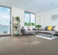 Designed Home of Ultimate Convenience In Gordon - Accommodation Port Hedland