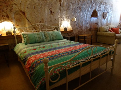 Dinky Di's Dugout - Accommodation Port Hedland 3
