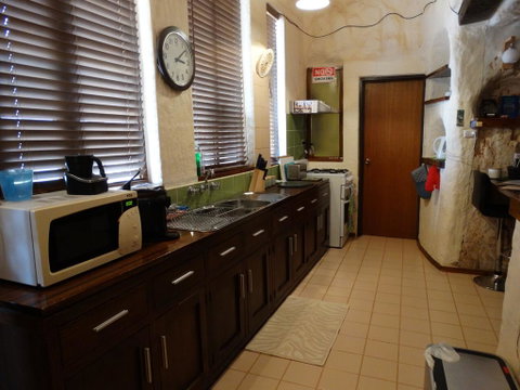 Dinky Di's Dugout - Accommodation Port Hedland 1