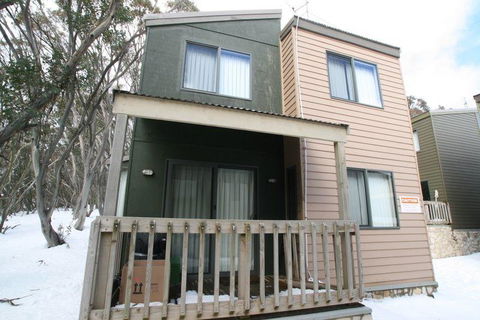 Discobulous 6 - Accommodation Port Hedland 1