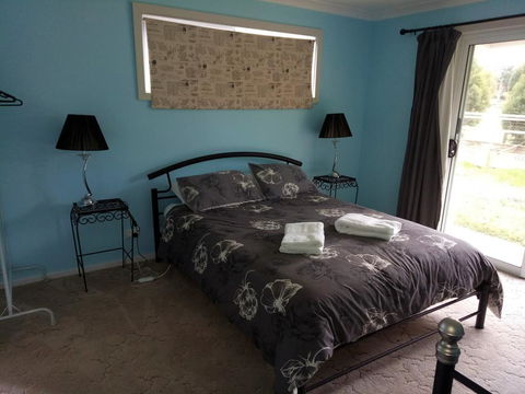 Dixiglen Farm - Accommodation Port Hedland 2