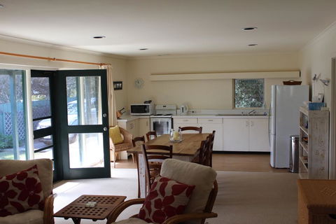 East Street Retreat - Accommodation Port Hedland 2