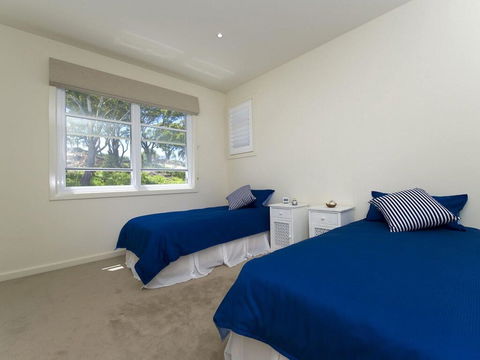 Echo Beach House, 16 Reflections Dr - Luxurious House With Magnificent Pool And Ducted Air - Accommodation Port Hedland 3