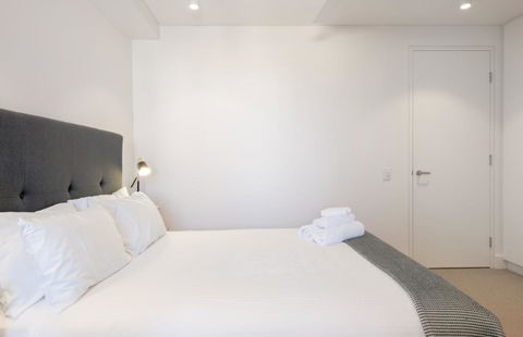 EIGHT TWO NINE TWO III: BONDI BEACH - Accommodation Port Hedland 2