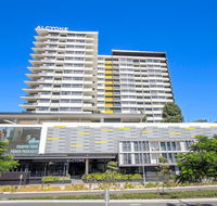 Elite elegance 2BRHamilton APT with Parking - Accommodation Port Hedland