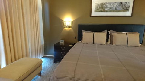 ELM Riverside Accommodation - Merrijig - Accommodation Port Hedland 3