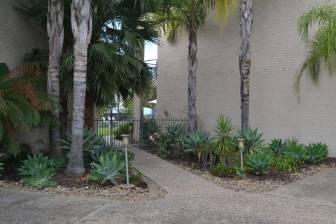 ELSINOR Townhouse 10 Mulwala - Accommodation Port Hedland 3