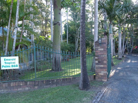 Emerald Tropical Palms B & B - Accommodation Port Hedland 2