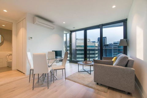 EQ Tower Luxury 1 Bedroom Central Melbourne - Accommodation Port Hedland 0