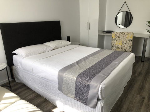 Escape On Lake - Accommodation Port Hedland 0