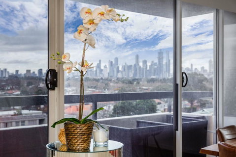Exquisite 2 Bed Apartment With Beach & City Views - Accommodation Port Hedland 2