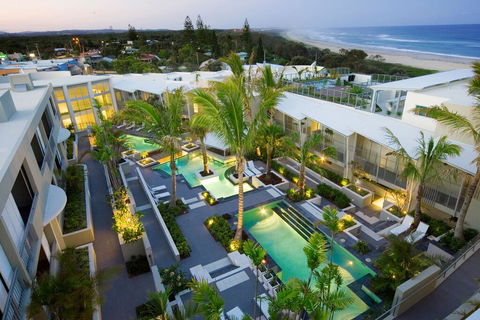 EXTRA LARGE 2 Bed Apartment - 3 Pools And Spa - Mountain View - BEACHFRONT LOCATION CABARITA BEACH - Accommodation Port Hedland 2