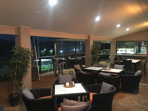 Fairway Village @ Windaroo Lakes Golf Club - Accommodation Port Hedland 2