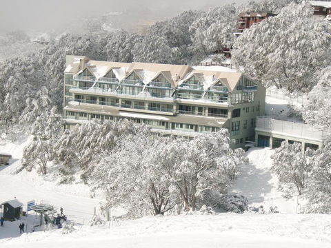Falls Creek Country Club - Accommodation Port Hedland 1