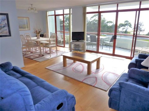 Fathoms 14 - Mollymook - Accommodation Port Hedland 3