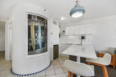 FAVOURITE GET-AWAY ON THE BEACHFRONT - Accommodation Port Hedland 1