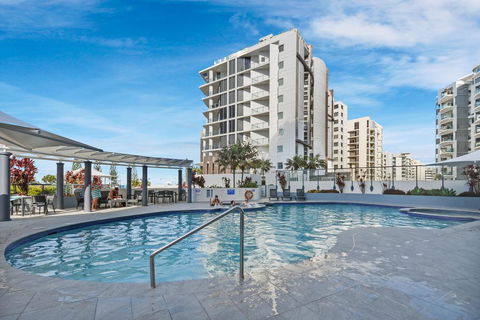 FAVOURITE GET-AWAY ON THE BEACHFRONT - Accommodation Port Hedland 0