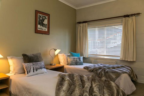 Feathertop Alpine Lodge - Accommodation Port Hedland 1