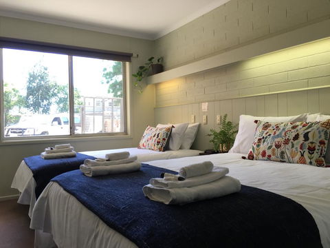 Finley Country Club Hotel Motel - Accommodation Port Hedland 0