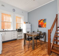 Five Ways CBD Apartment - Spacious Wifi Free Parking - Accommodation Port Hedland