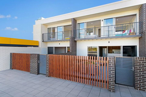 G149 - Apt 1 - Accommodation Port Hedland 0