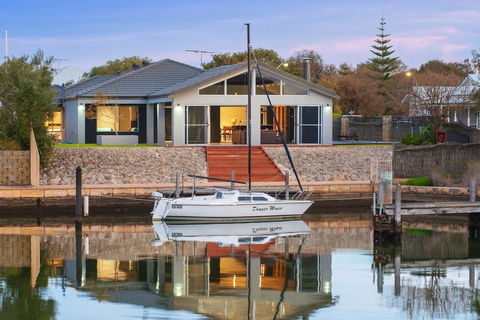 Geographe House - Accommodation Port Hedland 0