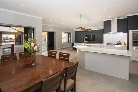 Geographe House - Accommodation Port Hedland 3
