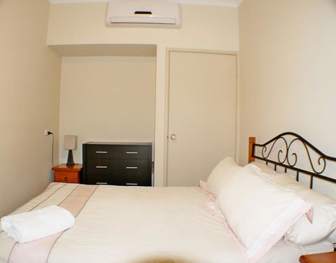 Geraldton Luxury Retreat 2 - Accommodation Port Hedland 3