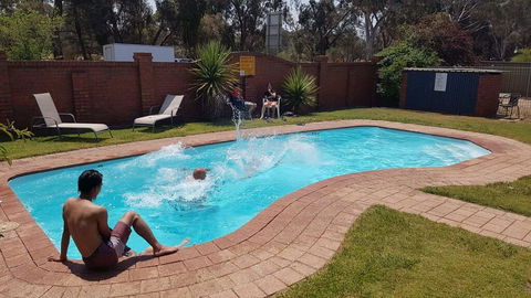 Golden Country Motel And Caravan Park - Accommodation Port Hedland 1
