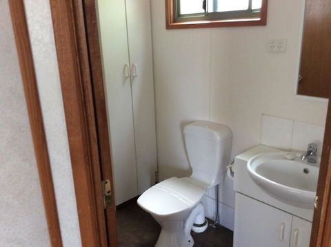 Golden Country Motel And Caravan Park - Accommodation Port Hedland 2