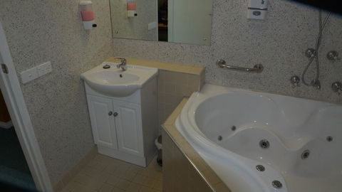 Golden Leaf Motel - Accommodation Port Hedland 3