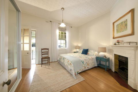 Grand Historical Terrace At The Rocks - Accommodation Port Hedland 0