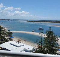 Grand Hotel Ocean view Apartment Labrador - Accommodation Port Hedland
