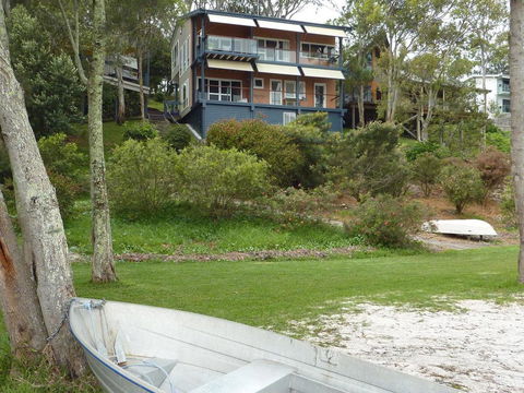 Green Point Lakehouse - Accommodation Port Hedland 0