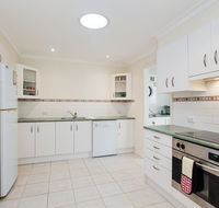 Happy Tails'  55 Pantowora Street - pet friendly air conditioned - Accommodation Port Hedland