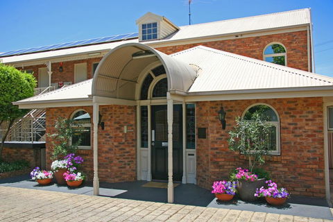 Hermitage Motor Inn - Accommodation Port Hedland 1