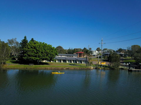 Hibiscus Lakeside Motel - Accommodation Port Hedland 0