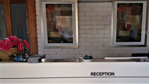 Hibiscus Lakeside Motel - Accommodation Port Hedland 1